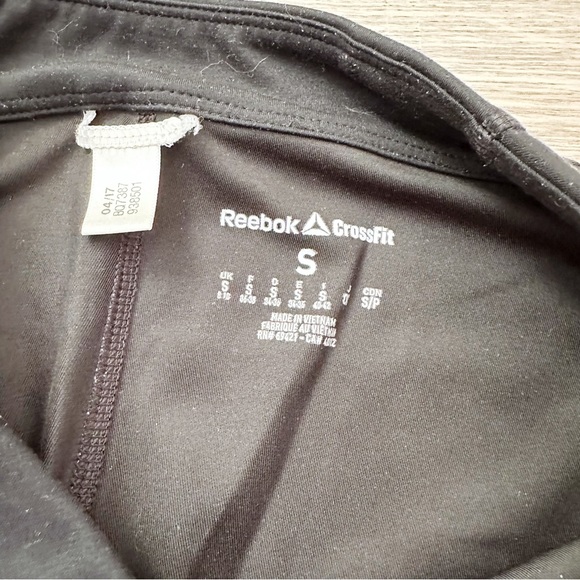 Reebok CrossFit Black White Stretchy Leggings with surfing unicorn shark print S - Picture 5 of 5